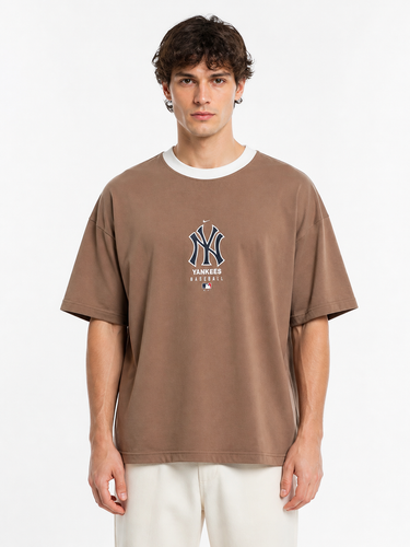تیشرت مردانه طرح yankees کد :۲۱۱